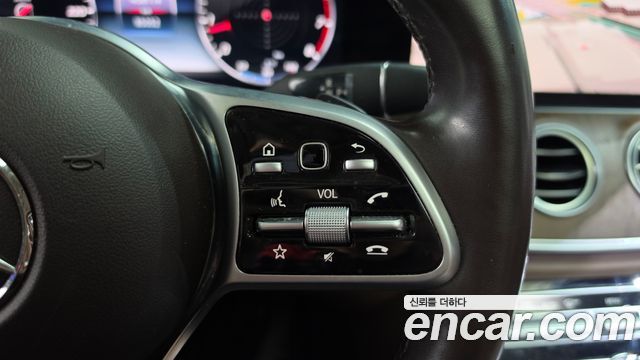 Mercedes-Benz E-Class (W213) E300 4MATIC Exclusive 2020 — фото 17