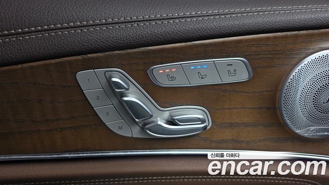 Mercedes-Benz E-Class (W213) E300 4MATIC Exclusive 2020 — фото 35
