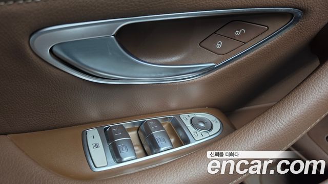 Mercedes-Benz E-Class (W213) E300 4MATIC Exclusive 2020 — фото 36
