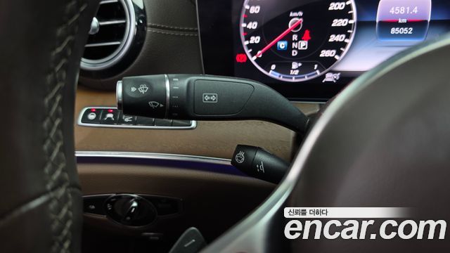 Mercedes-Benz E-Class (W213) E300 4MATIC Exclusive 2020 — фото 40