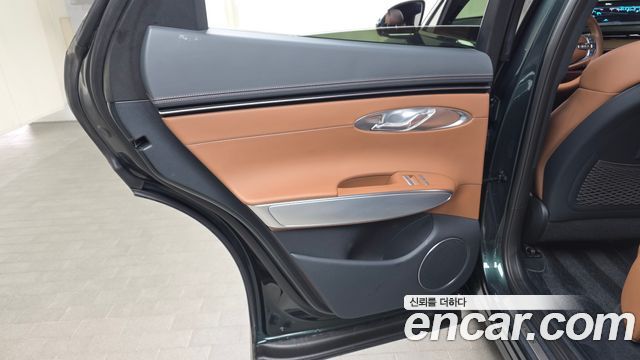 Genesis GV70 2.5T Gasoline AWD 2023 — фото 25