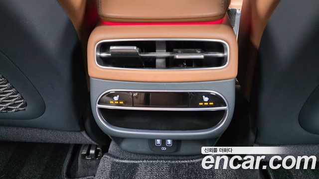Genesis GV70 2.5T Gasoline AWD 2023 — фото 30