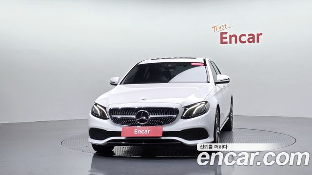 Mercedes-Benz E-Class (W213) E300 Avantgarde 2019 — фото 3