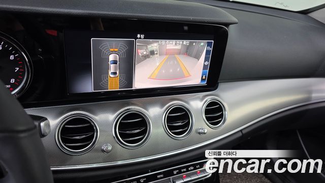 Mercedes-Benz E-Class (W213) E300 Avantgarde 2019 — фото 17