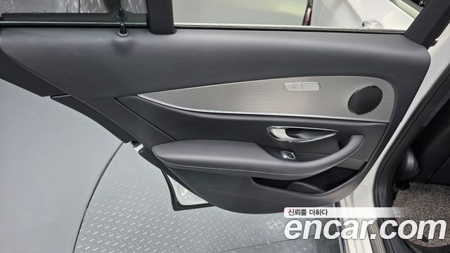 Mercedes-Benz E-Class (W213) E300 Avantgarde 2019 — фото 25