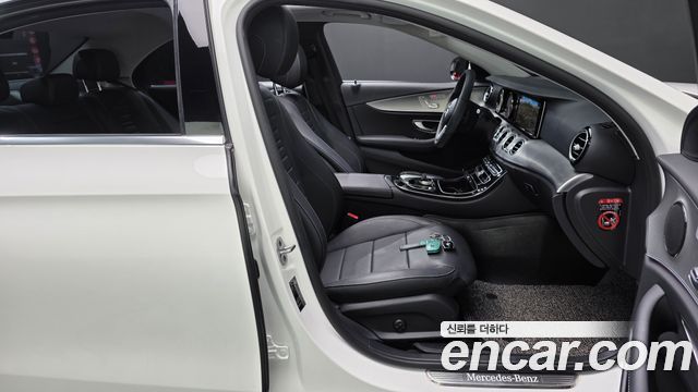 Mercedes-Benz E-Class (W213) E300 Avantgarde 2019 — фото 26