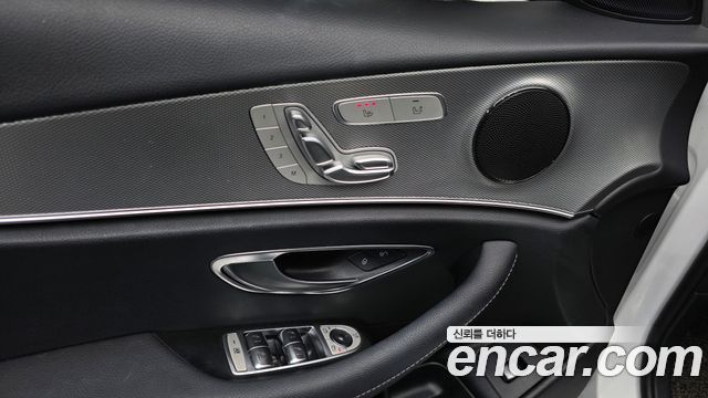Mercedes-Benz E-Class (W213) E300 Avantgarde 2019 — фото 28