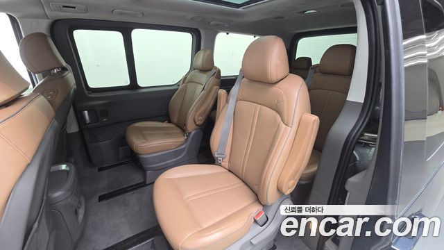 Hyundai Staria 4WD Lounge 9-Seater Inspiration 2022 — фото 11