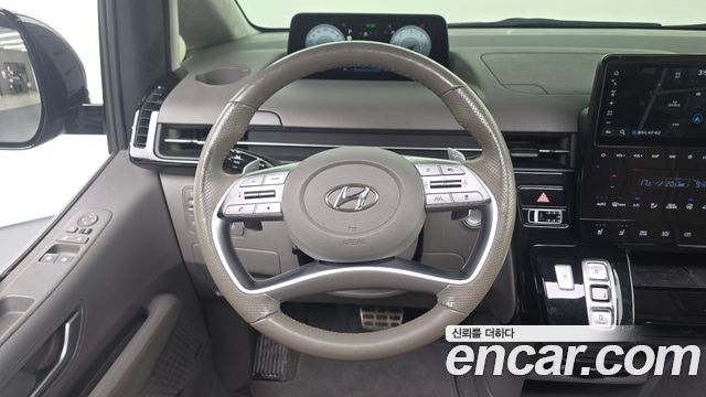 Hyundai Staria 4WD Lounge 9-Seater Inspiration 2022 — фото 14