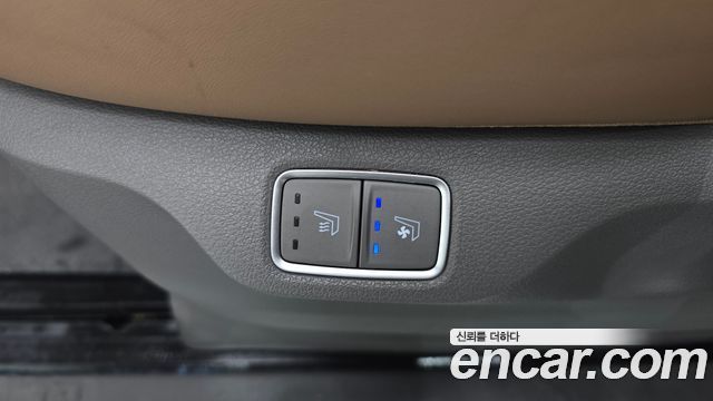 Hyundai Staria 4WD Lounge 9-Seater Inspiration 2022 — фото 27