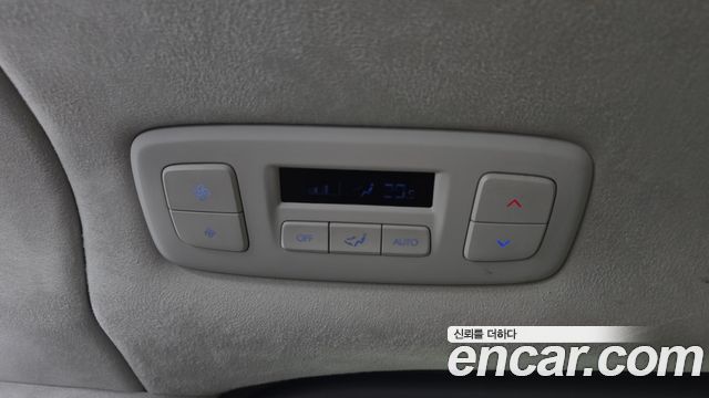 Hyundai Staria 4WD Lounge 9-Seater Inspiration 2022 — фото 29