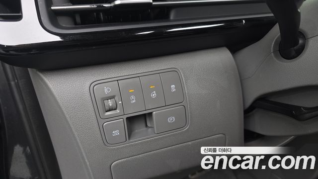 Hyundai Staria 4WD Lounge 9-Seater Inspiration 2022 — фото 32