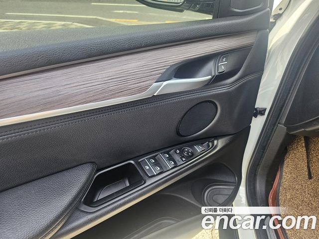 BMW X5 (F15) xDrive 30d 2016 — фото 15