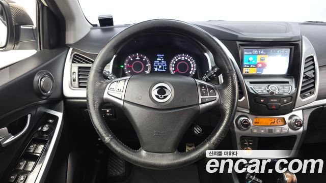 KG Mobility (SsangYong) Korando C 2.2 Extreme 2WD 2016 — фото 13