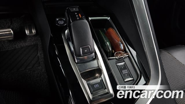 Peugeot 3008 (II) 1.2 Pure Tech GT 2022 — фото 9