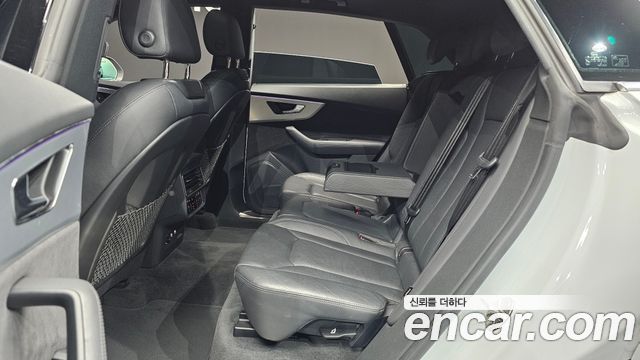 Audi Q8 (4M) 45 TDI Quattro Premium 2020 — фото 11