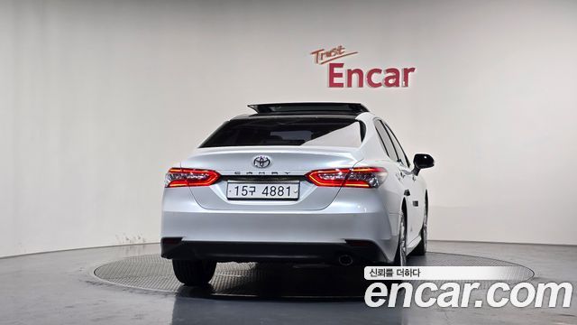 Toyota Camry (XV70) 2.5 2019 — фото 4