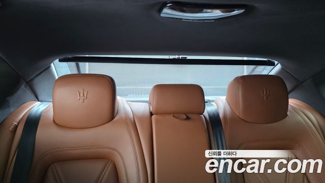 Maserati Quattroporte 3.0 Diesel 2016 — фото 18