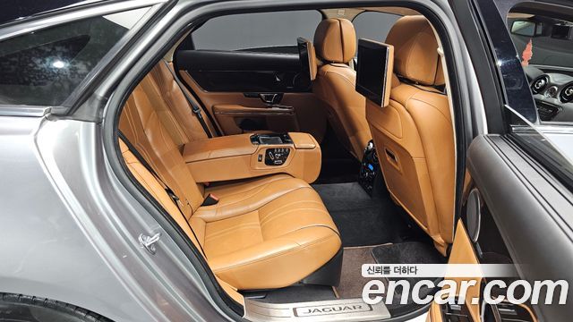 Jaguar XJ 3.0 SC AWD Portfolio LWB X351 2015 — фото 11