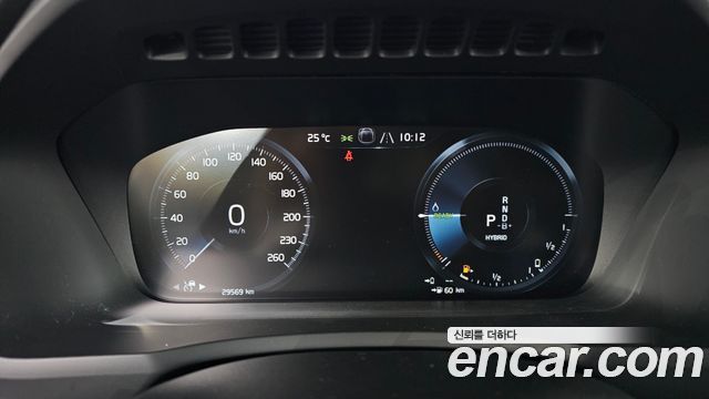 Volvo XC90 (II) T8 R-Design Hybrid 2021 — фото 8