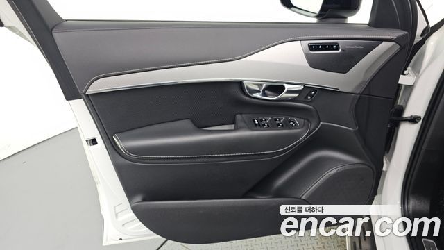 Volvo XC90 (II) T8 R-Design Hybrid 2021 — фото 24