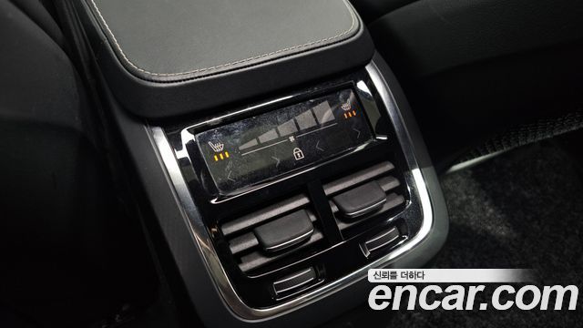 Volvo XC90 (II) T8 R-Design Hybrid 2021 — фото 36