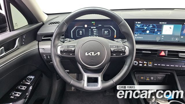 Kia K5 (III) 2.0 Noblesse 2025 — фото 13