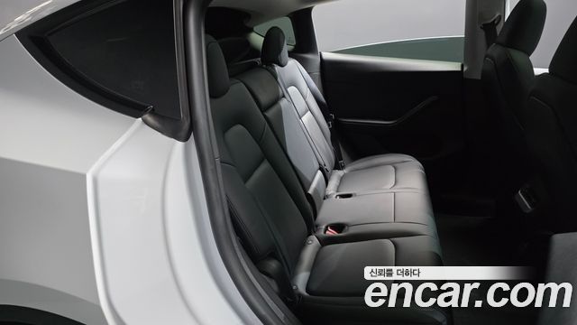 Tesla Model Y RWD 2023 — фото 11