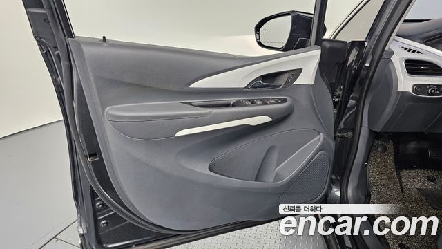 Chevrolet Bolt EV EV Premier 2018 — фото 24