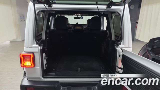 Jeep Wrangler (JL) 2.0 Overland 4Door 2020 — фото 18