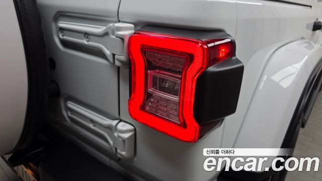 Jeep Wrangler (JL) 2.0 Overland 4Door 2020 — фото 23