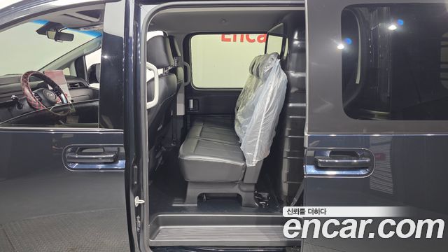 Hyundai Staria Cargo 5-Seater Modern 2022 — фото 11
