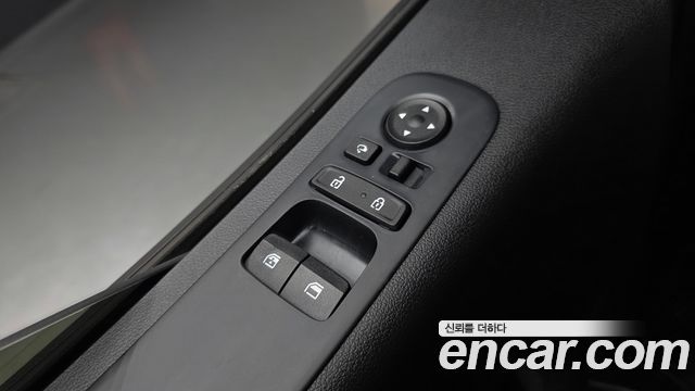 Hyundai Staria Cargo 5-Seater Modern 2022 — фото 12