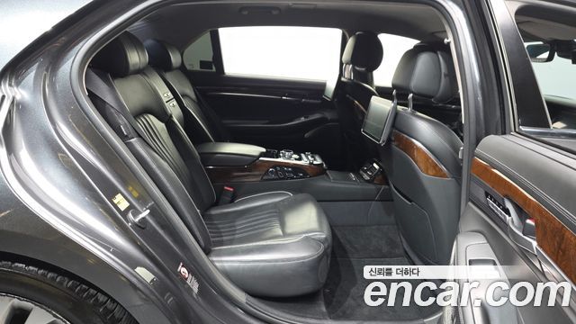 Genesis EQ900 5.0 GDI AWD Prestige 2018 — фото 12