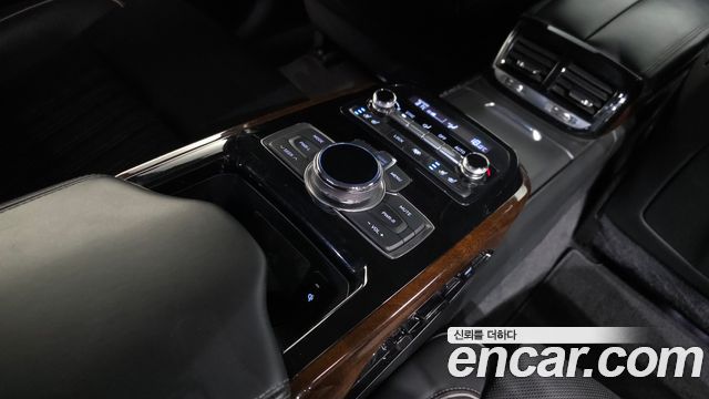 Genesis EQ900 5.0 GDI AWD Prestige 2018 — фото 19
