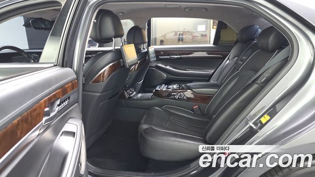 Genesis EQ900 5.0 GDI AWD Prestige 2018 — фото 26