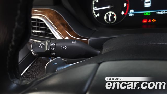 Genesis EQ900 5.0 GDI AWD Prestige 2018 — фото 29