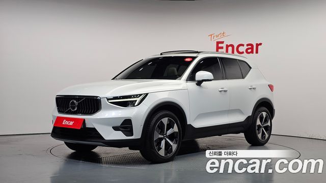 Volvo XC40 B4 Ultimate Bright