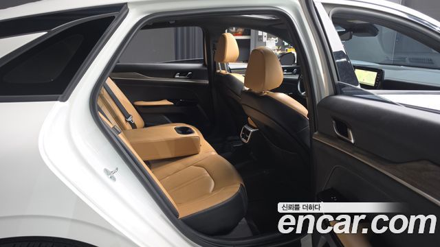 Kia K5 (III) 2.0 Noblesse 2021 — фото 11