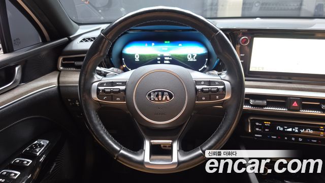 Kia K5 (III) 2.0 Noblesse 2021 — фото 13