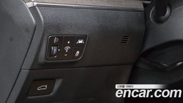 Kia K5 (III) 2.0 Noblesse 2021 — фото 18