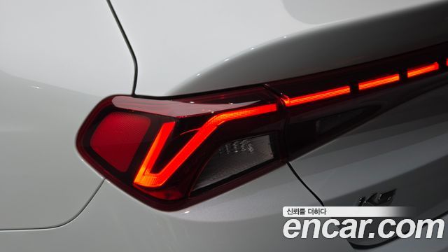 Kia K5 (III) 2.0 Noblesse 2021 — фото 23