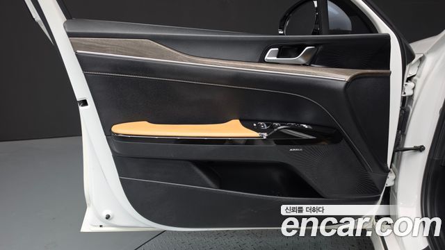 Kia K5 (III) 2.0 Noblesse 2021 — фото 24