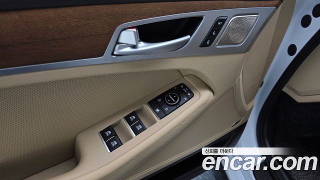 Genesis G80 3.3 GDI Prestige 2018 — фото 31