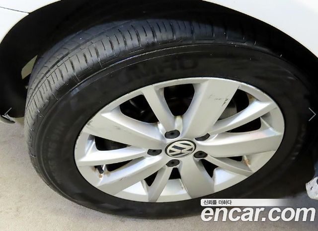 Volkswagen Golf (VI) 1.6 TDI Blue Motion StyleEdition 2013 — фото 19