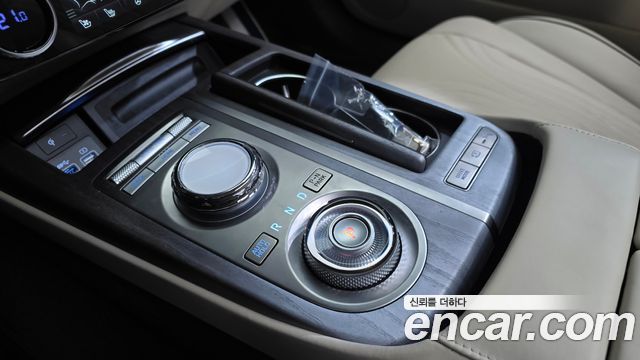 Genesis G80 (RG3) Gasoline 2.5 Turbo AWD 2024 — фото 9