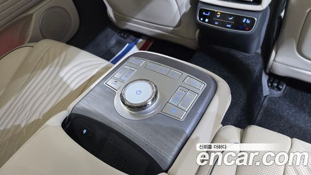 Genesis G80 (RG3) Gasoline 2.5 Turbo AWD 2024 — фото 28