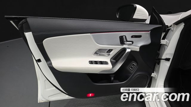 Mercedes-Benz CLA-Class (C118) CLA250 4MATIC 2022 — фото 24