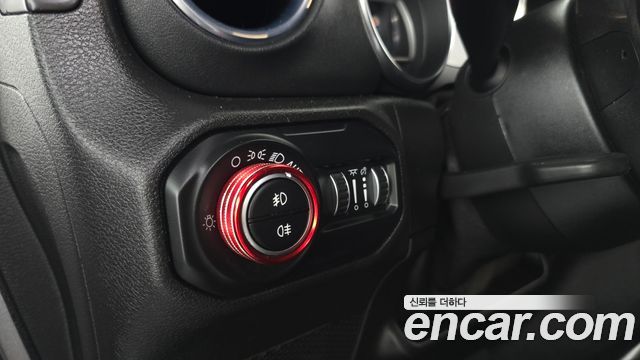 Jeep Wrangler (JL) 2.0 Overland 4Door 2019 — фото 24