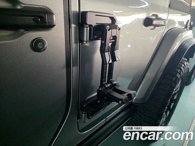 Jeep Wrangler (JL) 2.0 Overland 4Door 2019 — фото 38